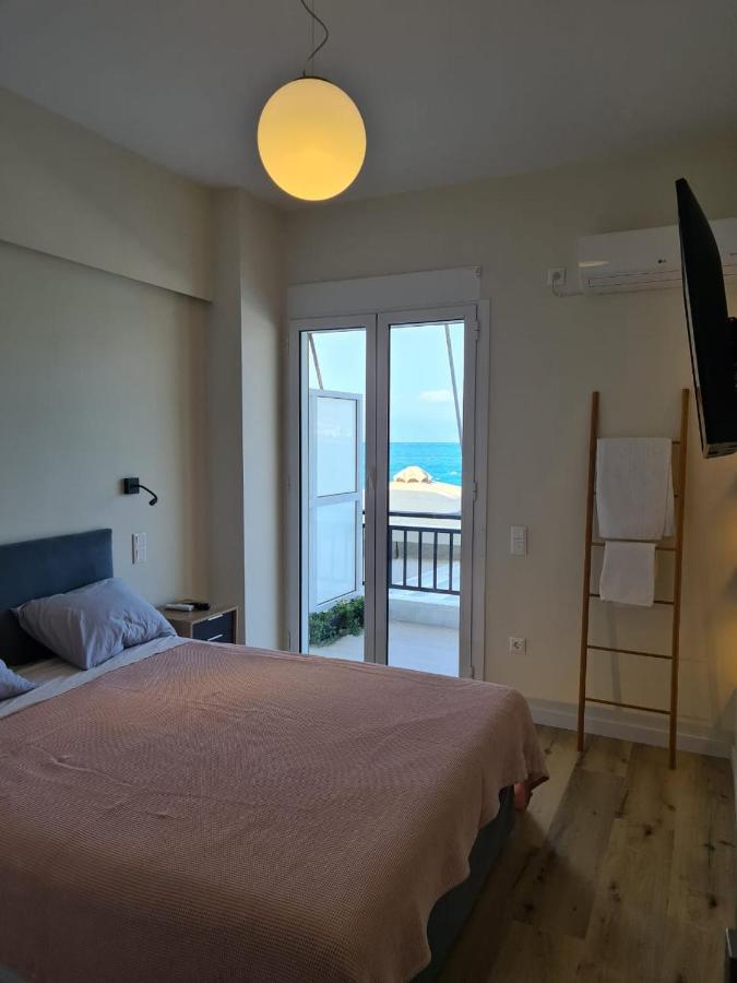 Grace Seaside Apartment Loutraki  Ngoại thất bức ảnh
